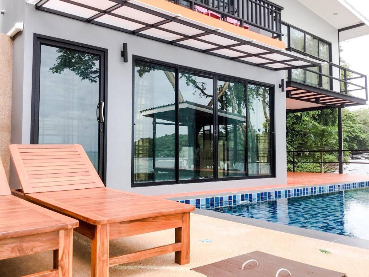 Koh Sirey Beachfront Pool Villa - 2 Bedrooms House Phuket المظهر الخارجي الصورة