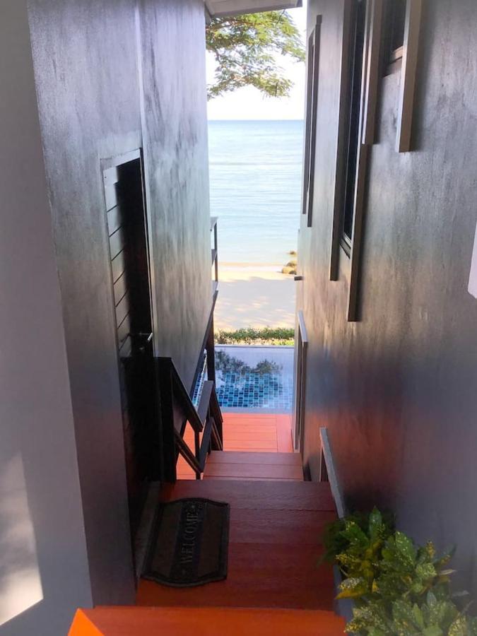 Koh Sirey Beachfront Pool Villa - 2 Bedrooms House Phuket المظهر الخارجي الصورة